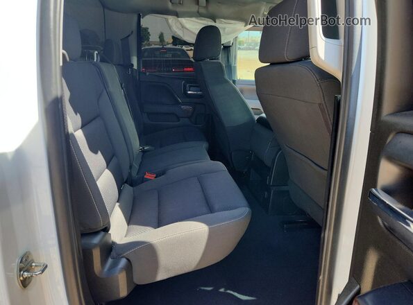 2GTV2MEC6K1104395 2019 GMC SIERRA White Rear seats view