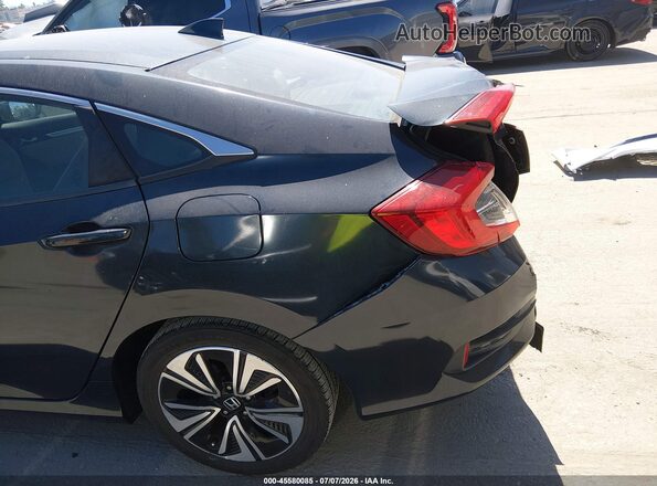 2HGFC1F36HH635337 2017 HONDA CIVIC Blue Widok z przodu