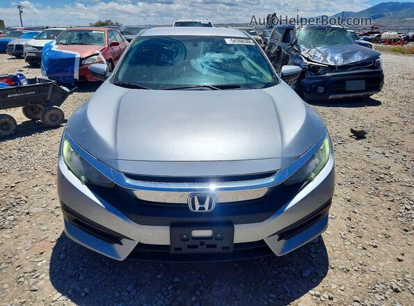 2HGFC2F53JH602101 2018 HONDA CIVIC Серебряный Вид спереди