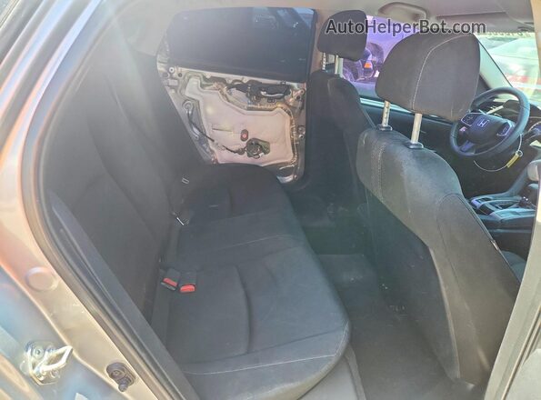 2HGFC2F53JH602101 2018 HONDA CIVIC Серебряный Вид задних сидений