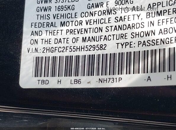 2HGFC2F55HH529582 2017 HONDA CIVIC Black Engine compartment view
