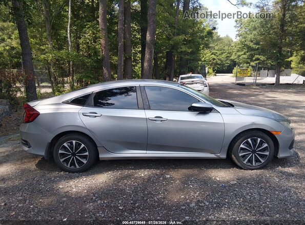 2HGFC2F59HH573214 2017 HONDA CIVIC Silver უკანა სალონის ხედი