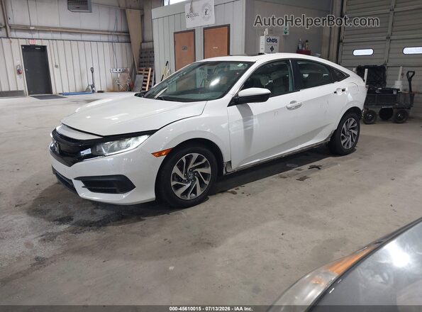 2HGFC2F70JH528993 2018 HONDA CIVIC White Front left