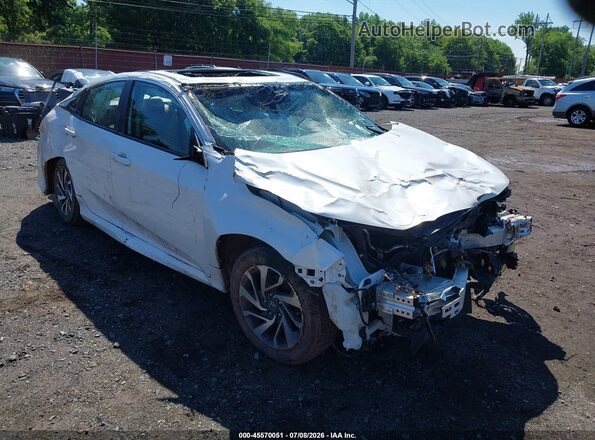 2HGFC2F72JH507515 2018 HONDA CIVIC White Widok zestawu wskaźników