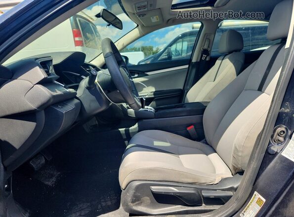 2HGFC2F76HH531942 2017 HONDA CIVIC Black Front interior view