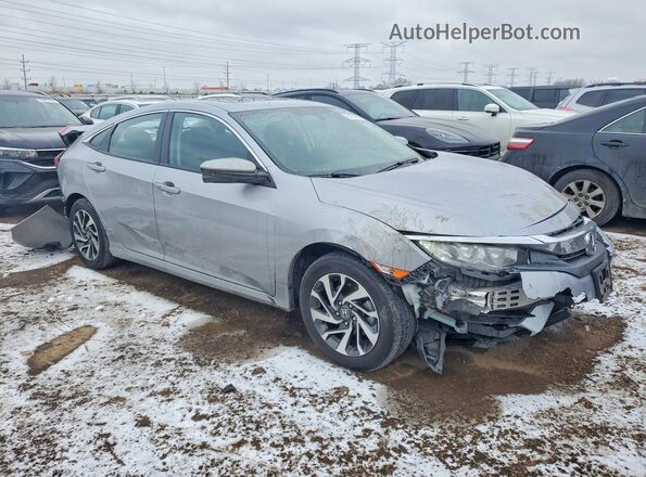 2HGFC2F79JH585970 2018 HONDA CIVIC Silver Delantero derecho