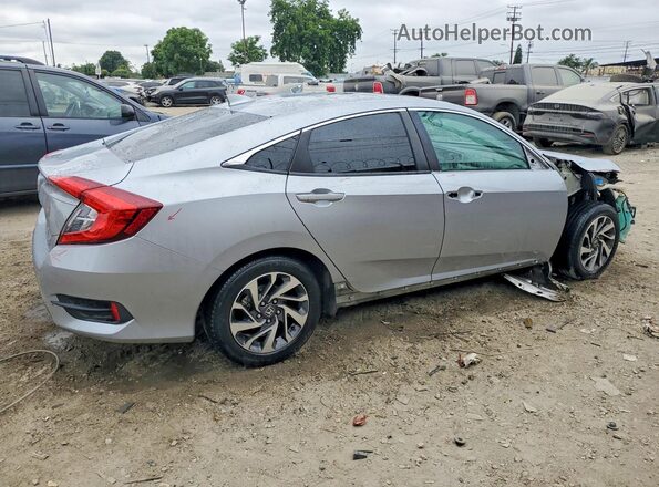 2HGFC2F7XJH577893 2018 HONDA CIVIC Silver Rear right