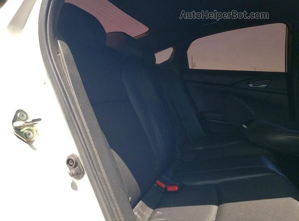 2HGFC2F82LH532362 2020 HONDA CIVIC White Vista de los asientos traseros