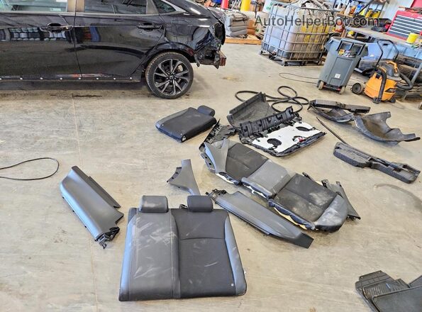 2HGFC2F8XKH571618 2019 HONDA CIVIC Black Շարժիչի բաժամունքի տեսք