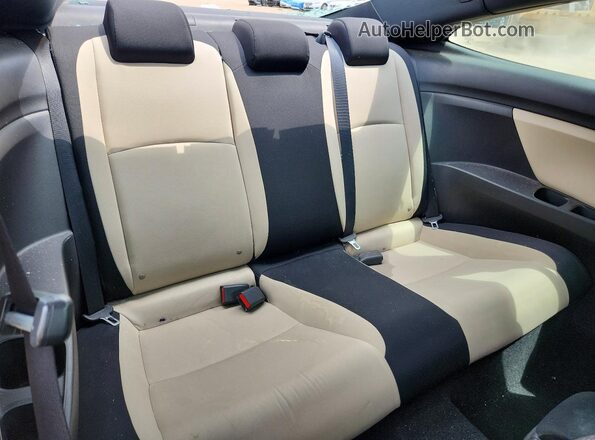 2HGFC3B30GH353663 2016 HONDA CIVIC Black უკანა სავარძლების ხედი