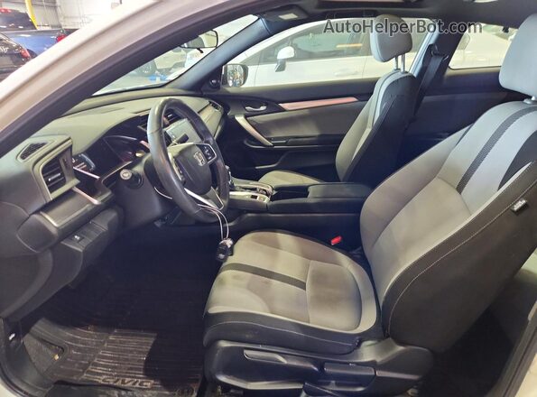 2HGFC3B30JH354304 2018 HONDA CIVIC Белый Вид салона спереди