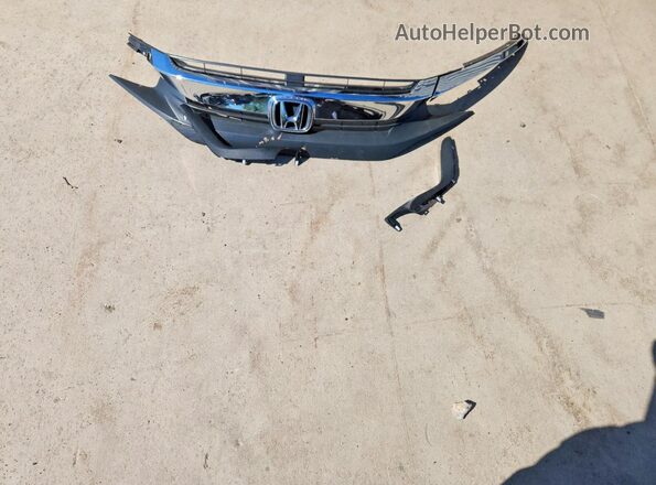 2HGFC3B31JH352772 2018 HONDA CIVIC Gray Շարժիչի բաժամունքի տեսք
