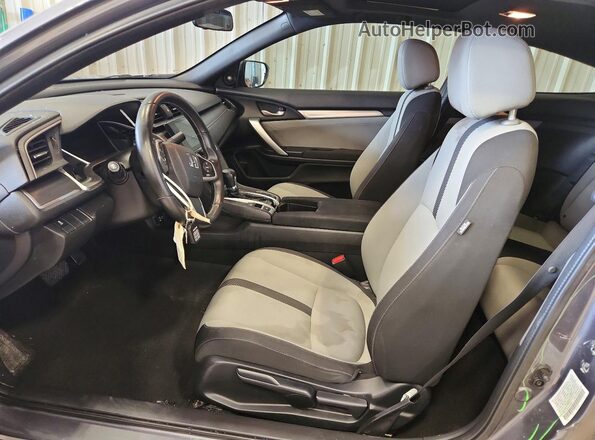 2HGFC3B33JH355561 2018 HONDA CIVIC Gray Вид салону спереду