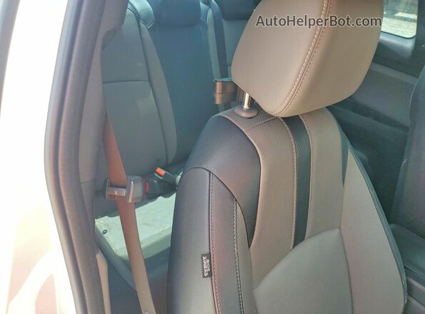 2HGFC3B79HH358798 2017 HONDA CIVIC White Вид задніх сидінь