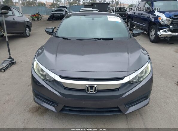 2HGFC4B04HH300896 2017 HONDA CIVIC Gray Սարքավորումների վահանակի տեսք