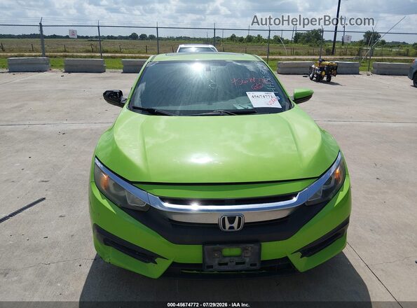 2HGFC4B04HH303720 2017 HONDA CIVIC Зеленый Вид панели приборов