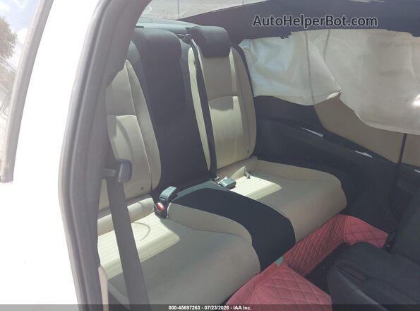 2HGFC4B0XJH305655 2018 HONDA CIVIC Белый Вид наклейки с VIN-кодом