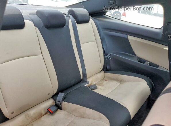 2HGFC4B53HH312596 2017 HONDA CIVIC White Widok tylnych siedzeń