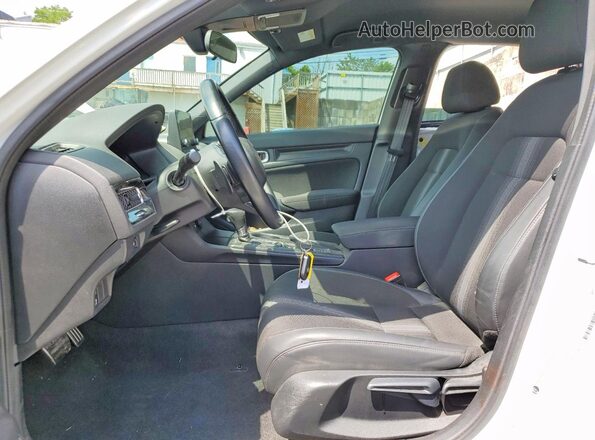 2HGFE2F55PH508840 2023 HONDA CIVIC White წინა სალონის ხედი