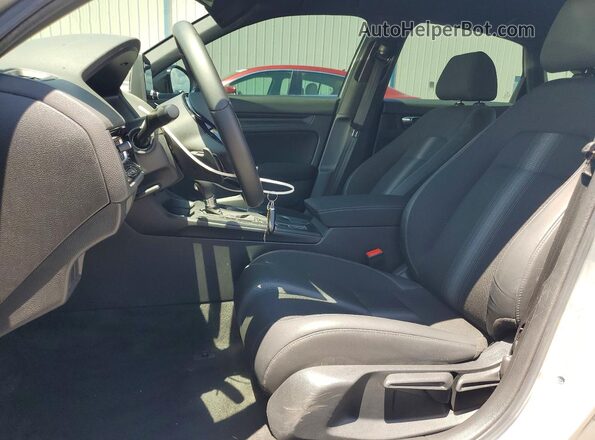 2HGFE2F58SH524653 2025 HONDA CIVIC Silver Widok wnętrza z przodu