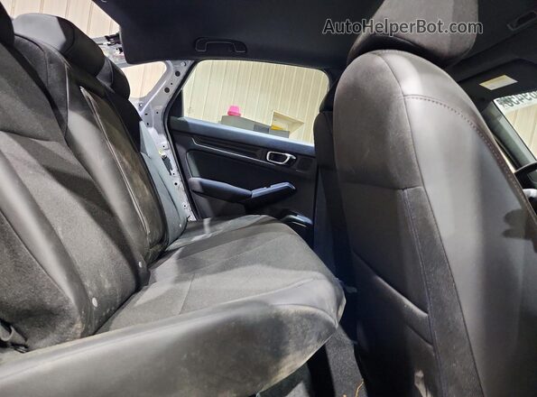 2HGFE4F8XTH324946 2026 HONDA CIVIC White Vista de los asientos traseros