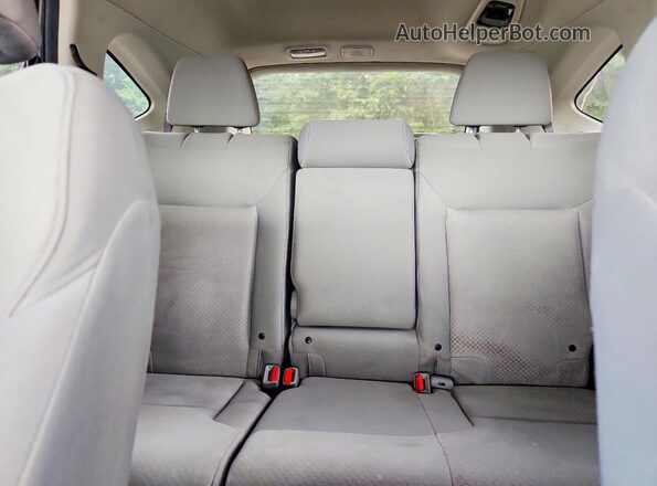 2HKRM4H58GH615489 2016 HONDA CR-V Silver Widok tylnych siedzeń