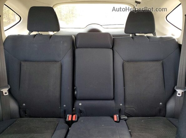 2HKRM4H5XGH119528 2016 HONDA CR-V Charcoal Rear seats view