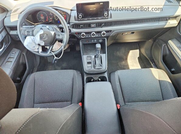 2HKRS3H2XPH001114 2023 HONDA CR-V Silver Առջևի վահանակի տեսք