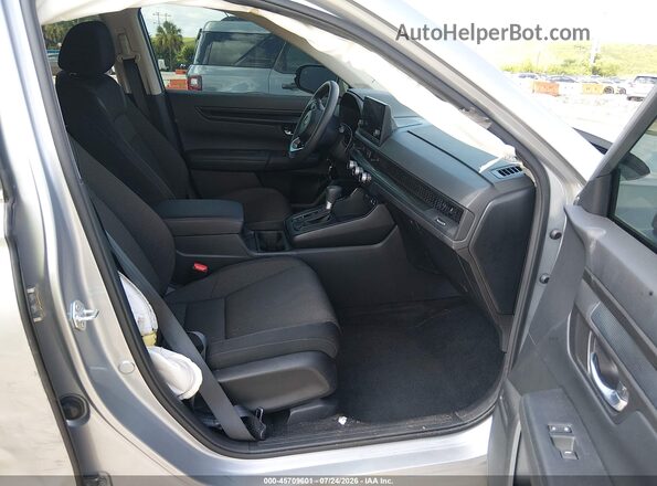 2HKRS3H40RH330697 2024 HONDA CR-V Серебряный Вид салона спереди