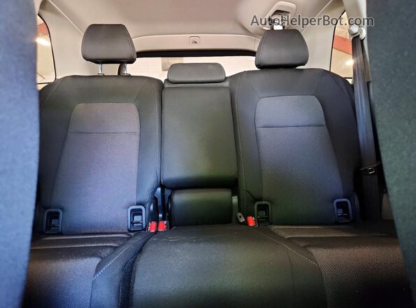 2HKRS4H47TH455127 2026 HONDA CR-V Silver Widok tylnych siedzeń