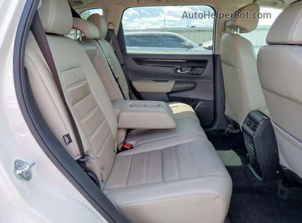 2HKRS4H71RH481371 2024 HONDA CR-V White Rear interior view