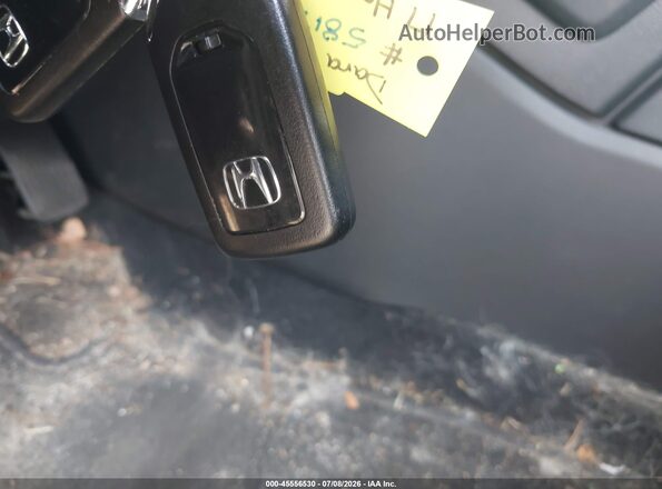 2HKRW2H58HH645947 2017 HONDA CR-V Black Vista del salpicadero