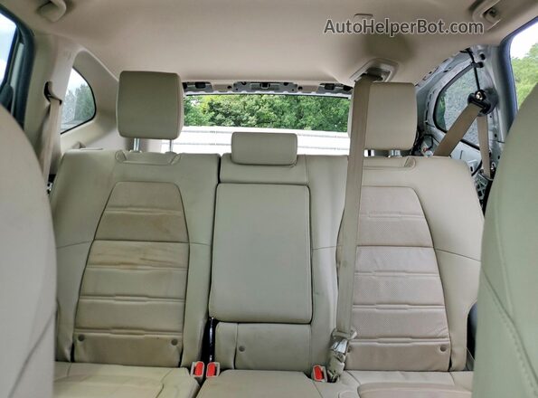 2HKRW2H80NH652641 2022 HONDA CR-V Белый Вид задних сидений