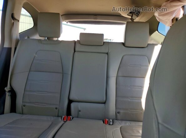 2HKRW2H9XHH124005 2017 HONDA CR-V White Vista de los asientos traseros