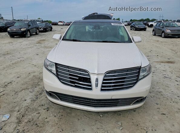 2LMHJ5AT0HBL00072 2017 LINCOLN MKT White Front view