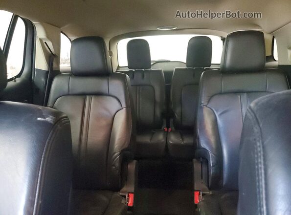 2LMHJ5AT1JBL02158 2018 LINCOLN MKT Blue Vista de los asientos traseros