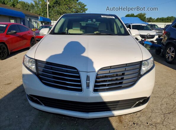 2LMHJ5AT1KBL01965 2019 LINCOLN MKT White Вид спереду