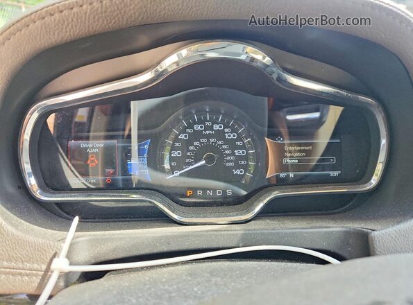 2LMHJ5AT2JBL01102 2018 LINCOLN MKT Бордовый Вид щитка приборов