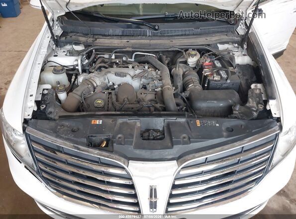2LMHJ5AT8KBL03342 2019 LINCOLN MKT White Widok z tyłu