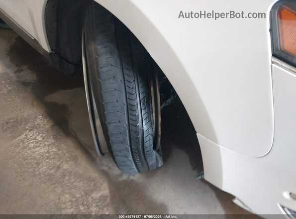 2LMHJ5AT8KBL03342 2019 LINCOLN MKT White 