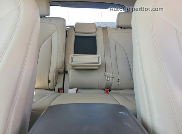 2LMPJ6J91KBL31053 2019 LINCOLN NAUTILUS Blue Vista de los asientos traseros