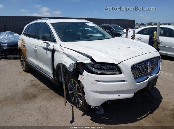 2LMPJ6J91PBL06063 2023 LINCOLN NAUTILUS White Front view