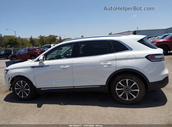 2LMPJ6J91PBL06063 2023 LINCOLN NAUTILUS White 