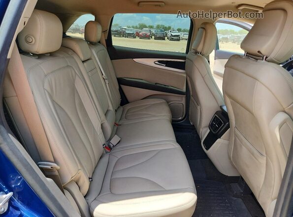 2LMPJ6J97LBL23363 2020 LINCOLN NAUTILUS Blue Հետևի նստատեղերի տեսք