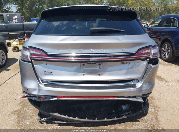 2LMPJ6J99LBL06869 2020 LINCOLN NAUTILUS Silver 
