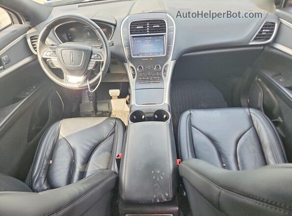 2LMPJ6J99LBL34798 2020 LINCOLN NAUTILUS Gray წინა პანელის ხედი