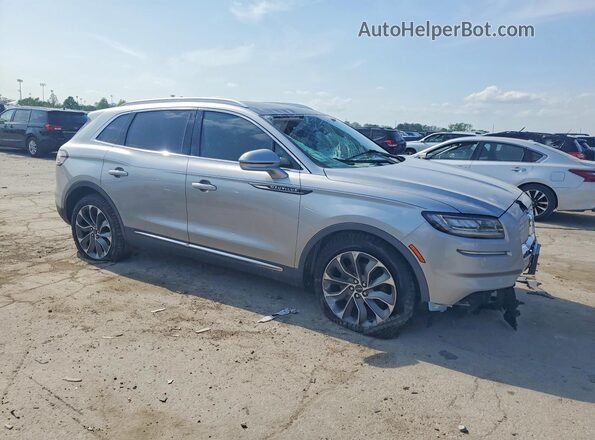 2LMPJ6K90MBL08901 2021 LINCOLN NAUTILUS Silver Przód prawy