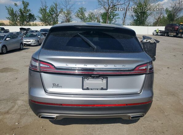 2LMPJ6K90MBL08901 2021 LINCOLN NAUTILUS Silver Widok z tyłu