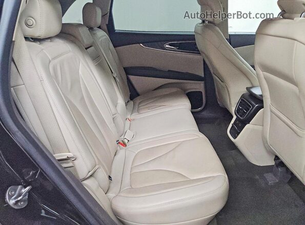 2LMPJ6K93KBL24300 2019 LINCOLN NAUTILUS Black Widok wnętrza z tyłu