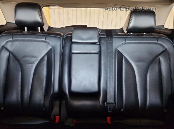 2LMPJ6K93NBL00731 2022 LINCOLN NAUTILUS Black Вид задніх сидінь